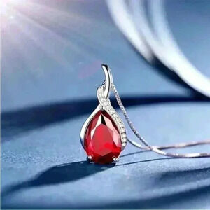 NEW Beautiful 925 Sterling Silver Ruby White Sapphires Tear Drop Necklace